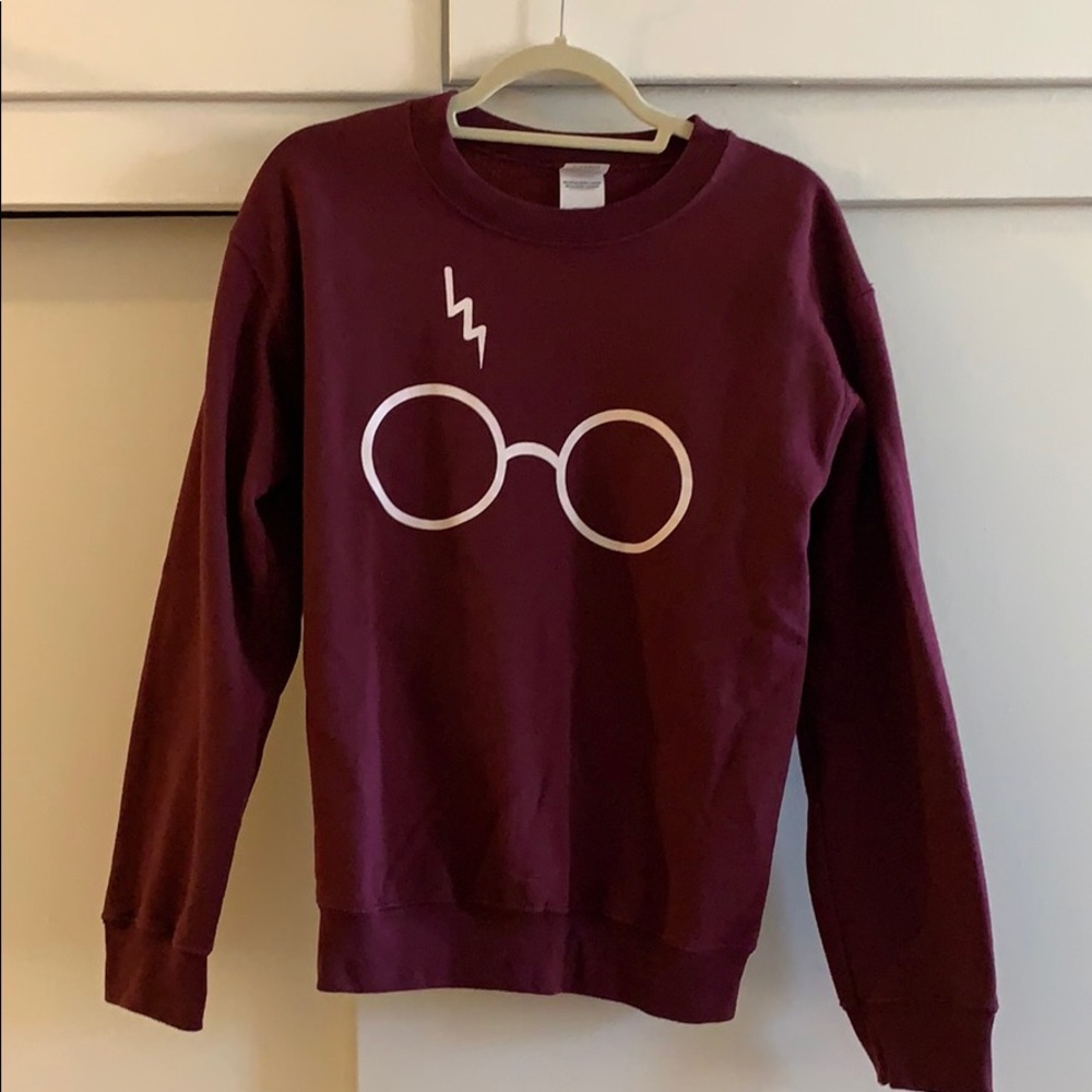 Maroon Harry Potter sweatshirt